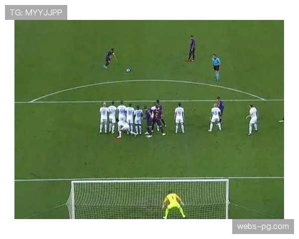 肯帕努世界波展现远射能力 定位球战术成重要得分手段 肯帕努世界波展现远射能力 定位球战术成重要得分手段